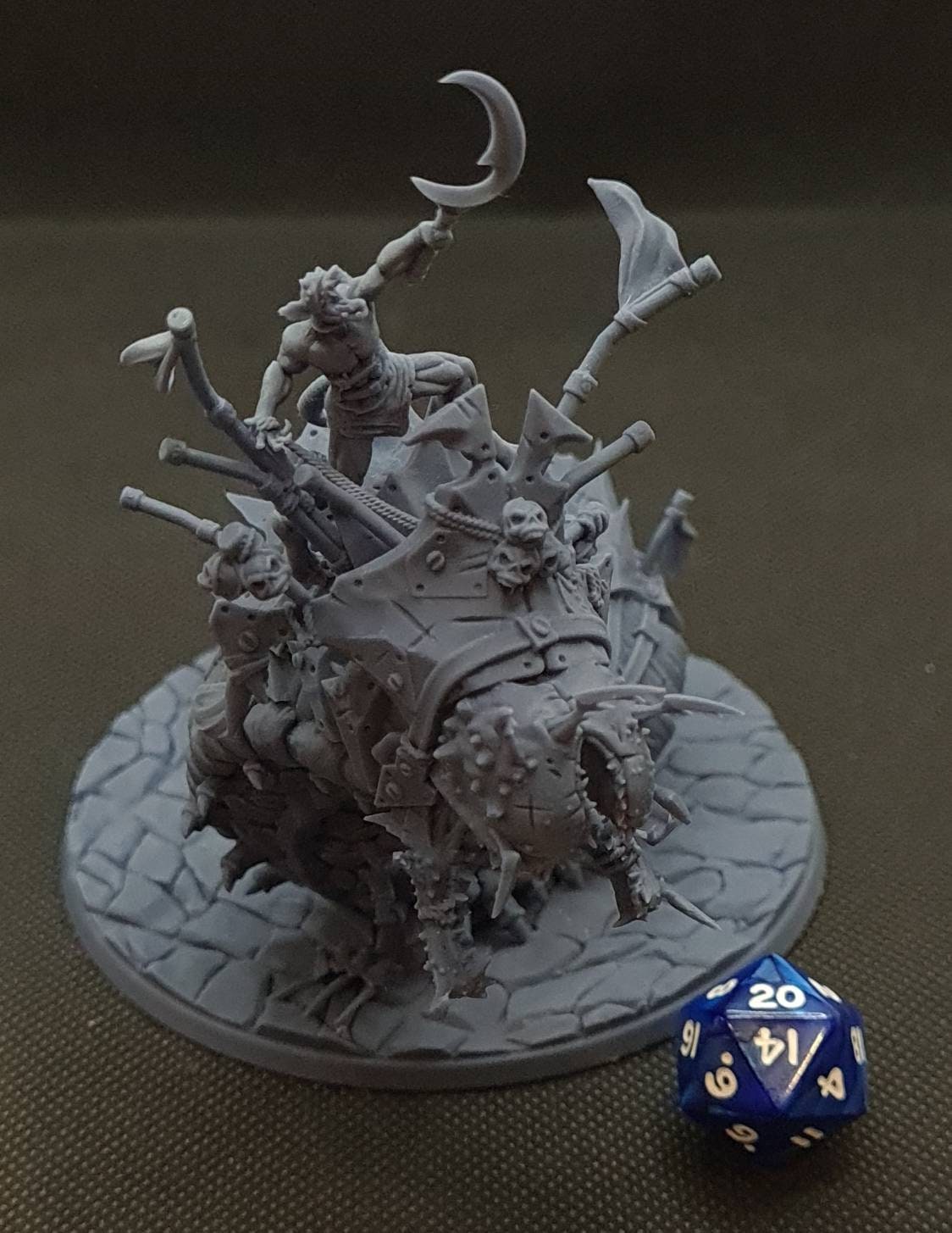 Ravager Wurm and Rider | RPG Miniature for Dungeons and Dragons|Pathfinder|Tabletop | Monster Miniature | Cast N Play