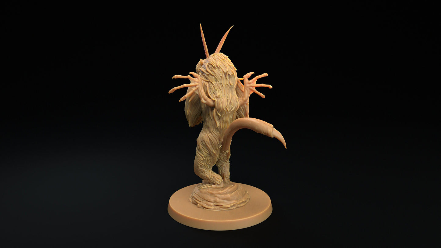 Nyovuu | RPG Miniature for Dungeons and Dragons|Pathfinder|Tabletop Wargaming | Beast Miniature | Dragon Trappers Lodge